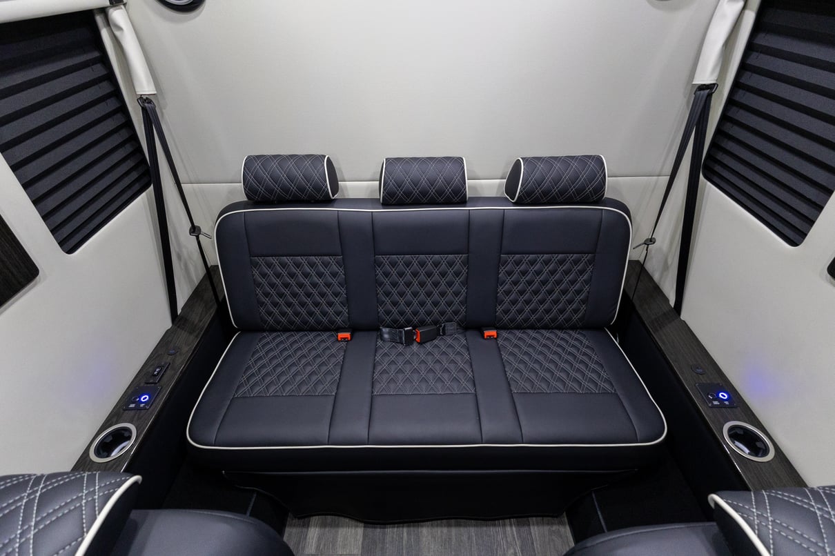 2026 OGV Luxury Coach gallery image-22