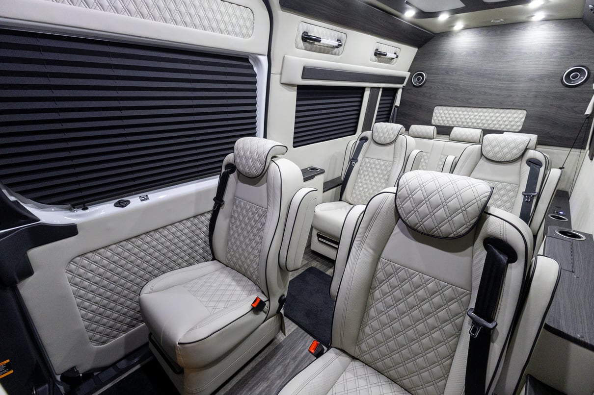 2026 OGV Luxury Coach gallery image-20