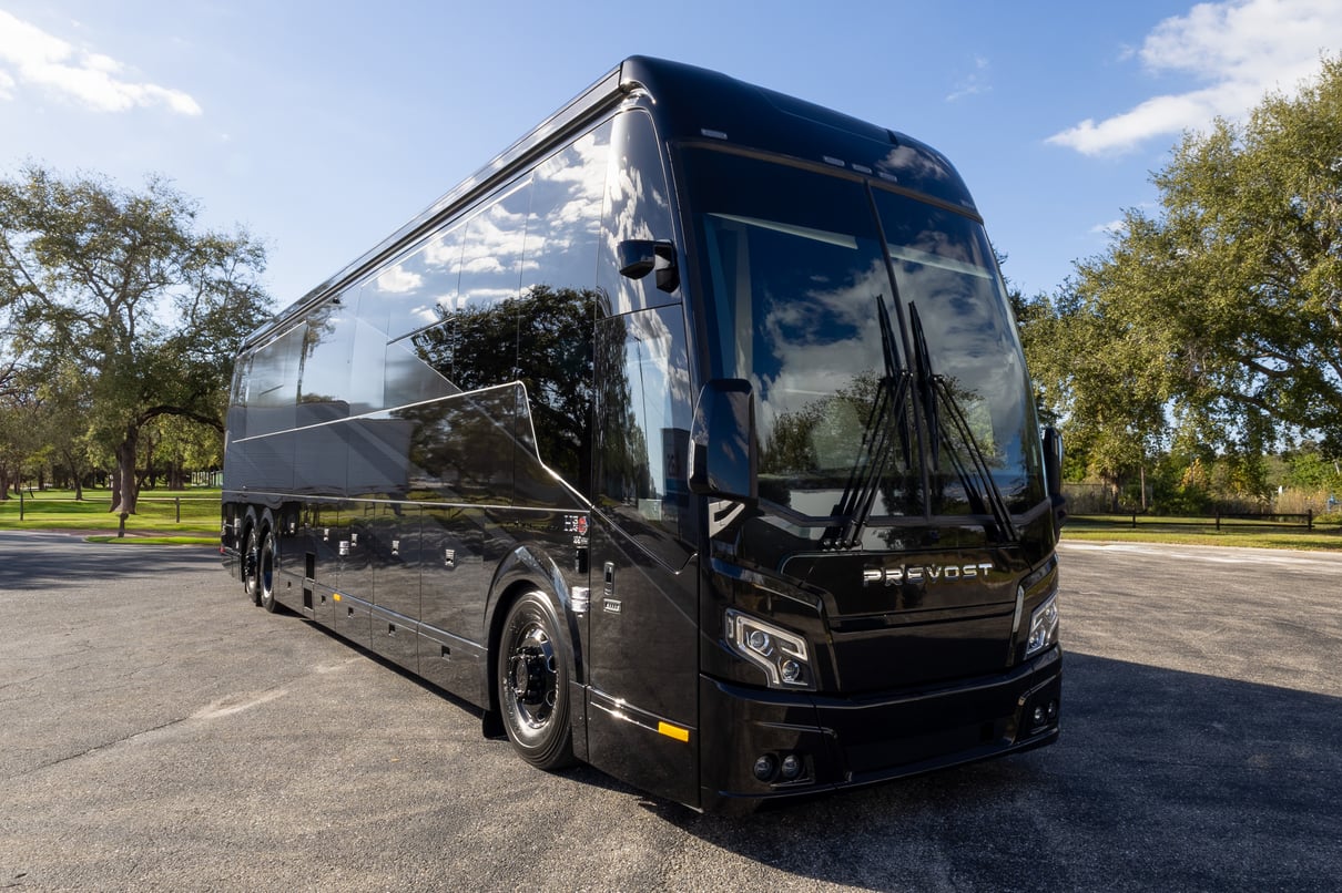 2026 Prevost Loki H3 45 LC024 gallery image-1