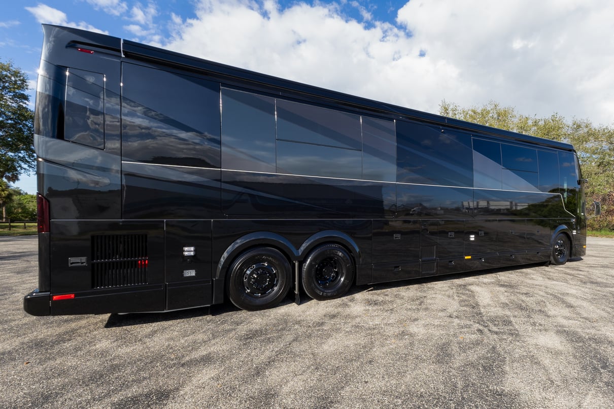 2026 Prevost Loki H3 45 LC024 gallery image-4