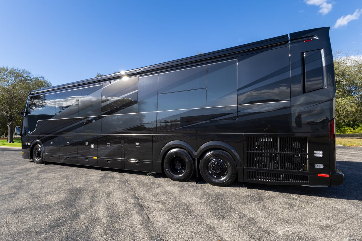 2026 Prevost Loki H3 45 LC024 gallery image-8