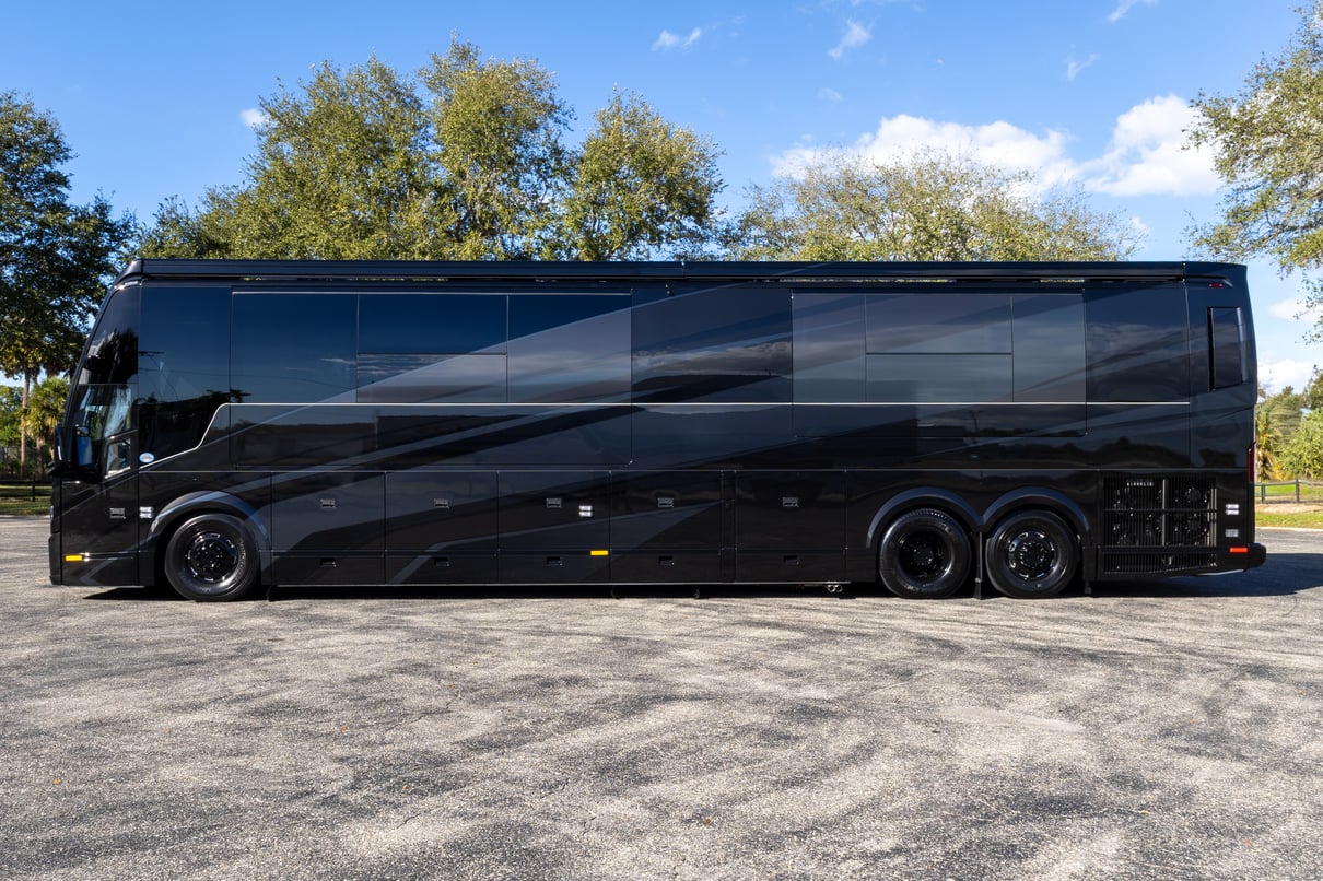 2026 Prevost Loki H3 45 LC024 gallery image-9