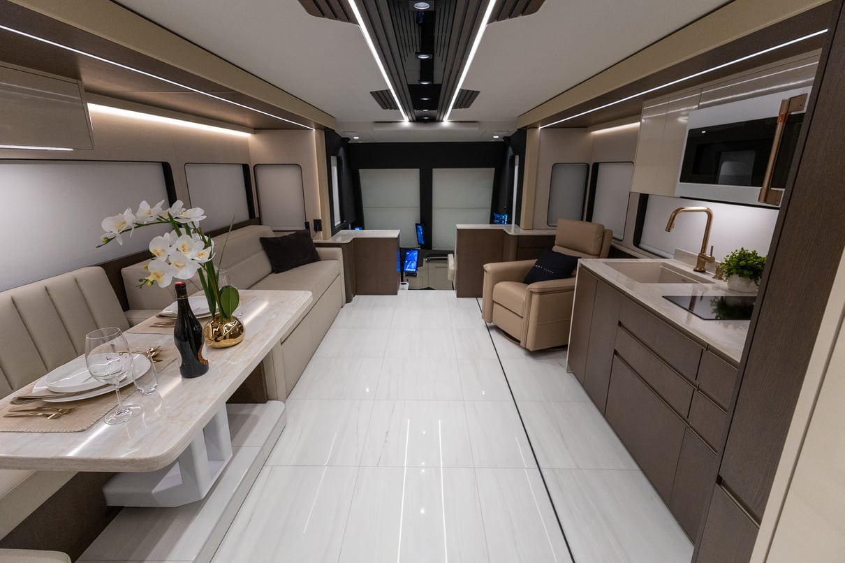 2026 Prevost Loki H3 45 LC024 gallery image-21