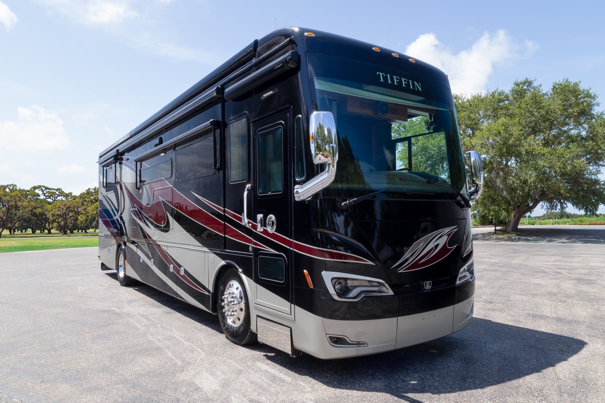 2019 Tiffin Allegro Bus 37AP gallery image-1