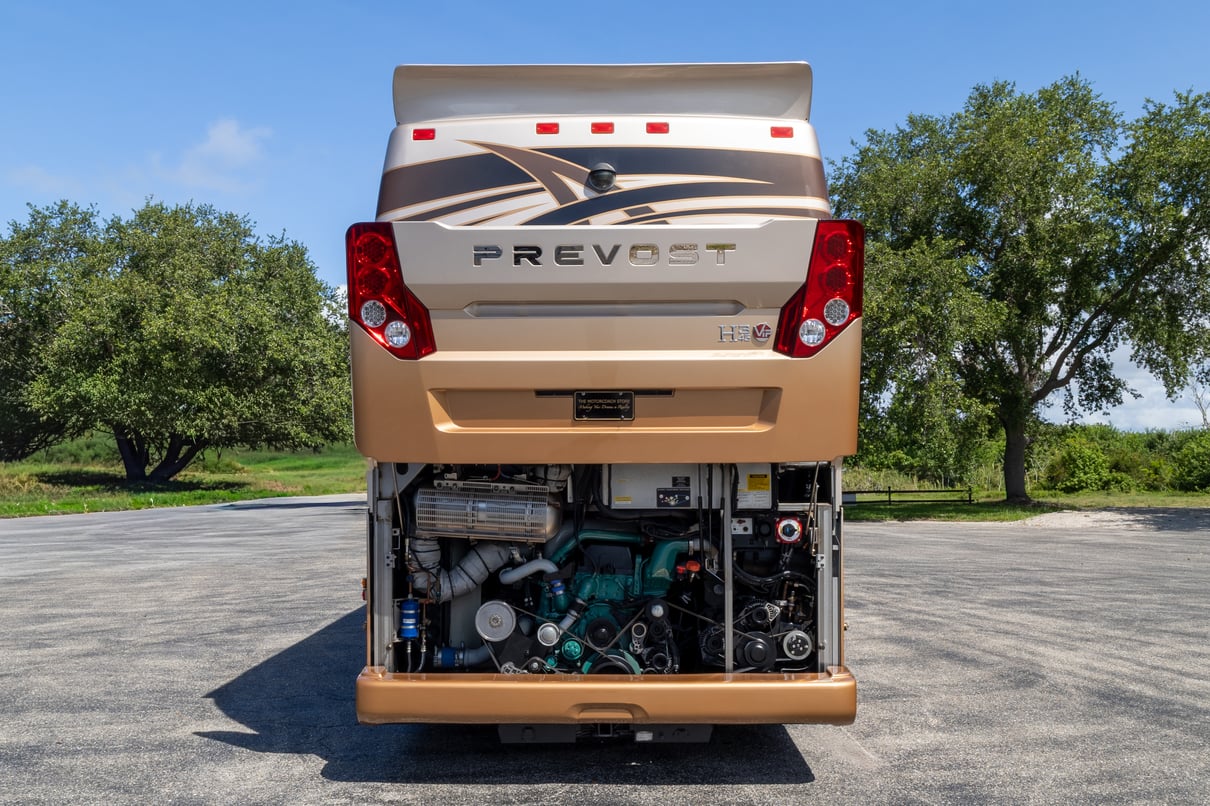 2014 Prevost Millennium H3 45 gallery image-45
