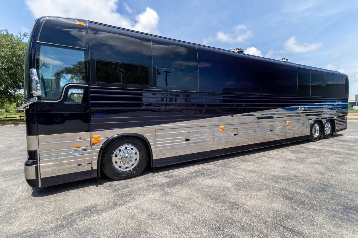 2020 Prevost Millennium X3 45 gallery image-10