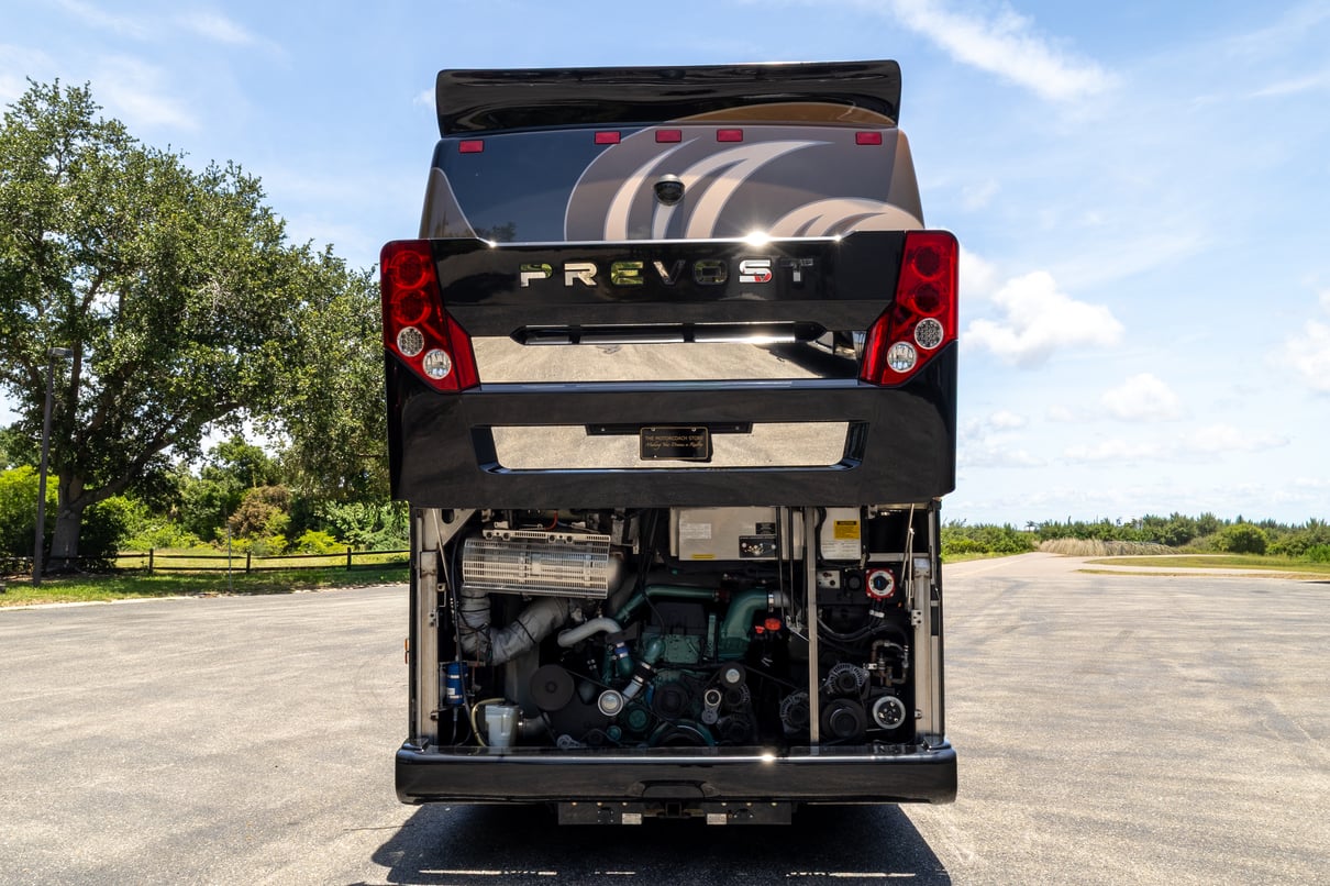 2014 Prevost Millennium H3 45 gallery image-46