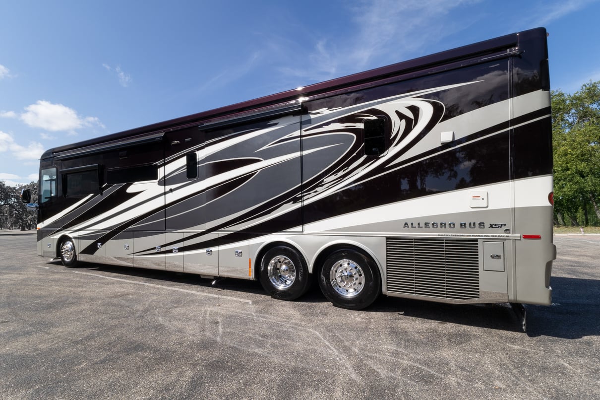 2022 Tiffin Allegro Bus 45 OPP gallery image-8