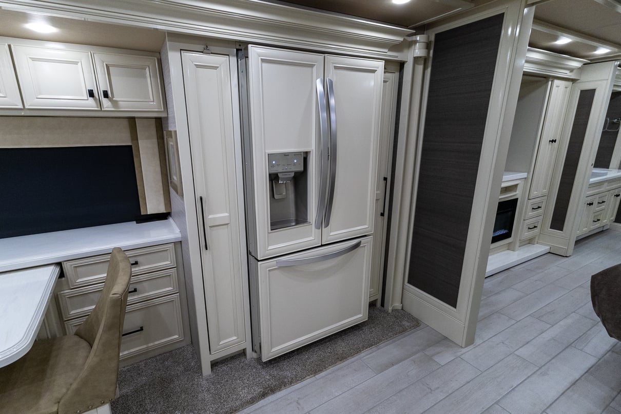 2022 Tiffin Allegro Bus 45 OPP gallery image-17