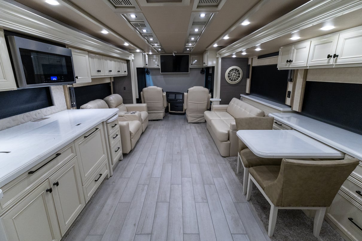 2022 Tiffin Allegro Bus 45 OPP gallery image-22