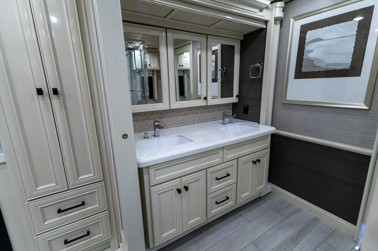 2022 Tiffin Allegro Bus 45 OPP gallery image-29