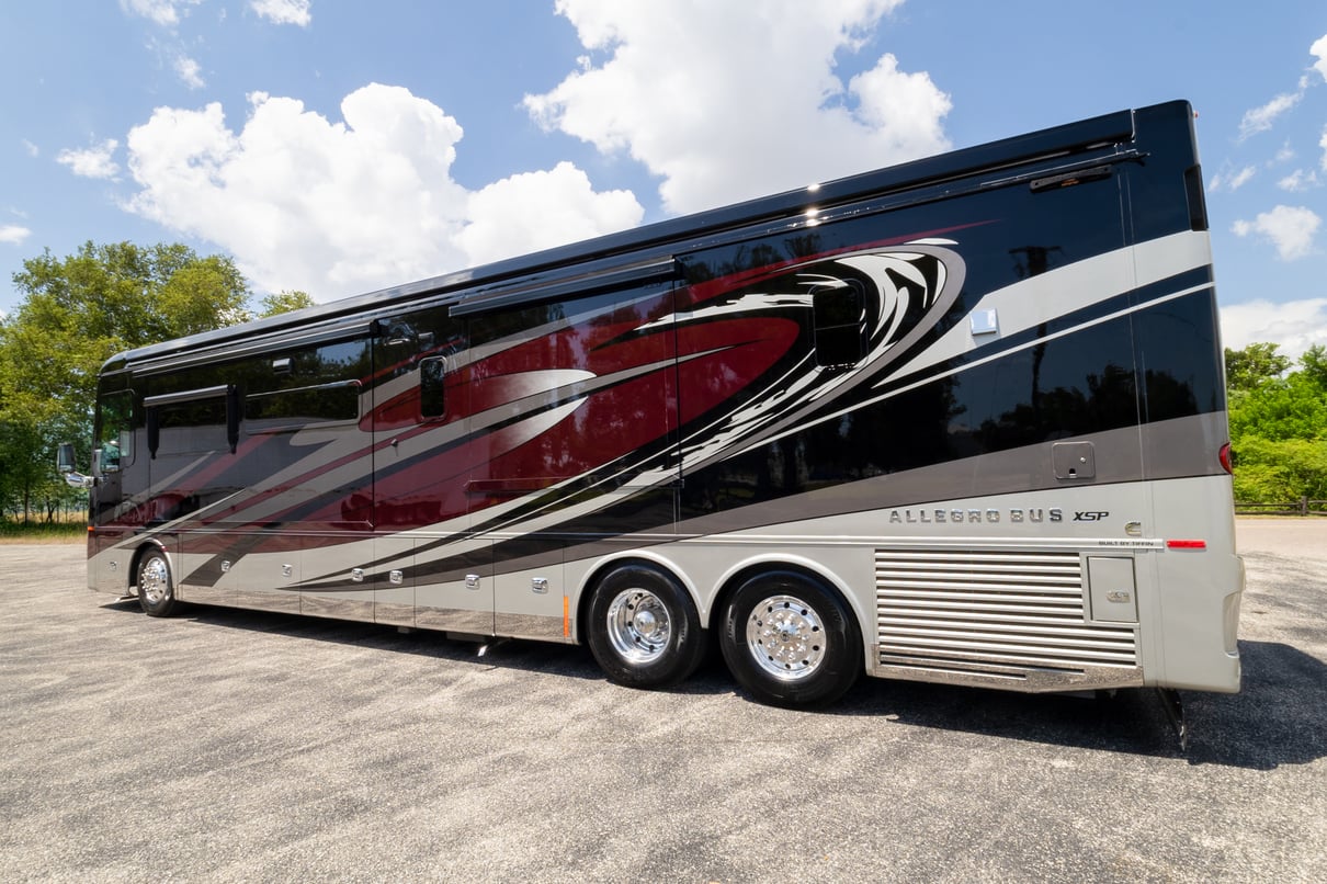 2023 Tiffin Allegro Bus 45 OPP gallery image-8