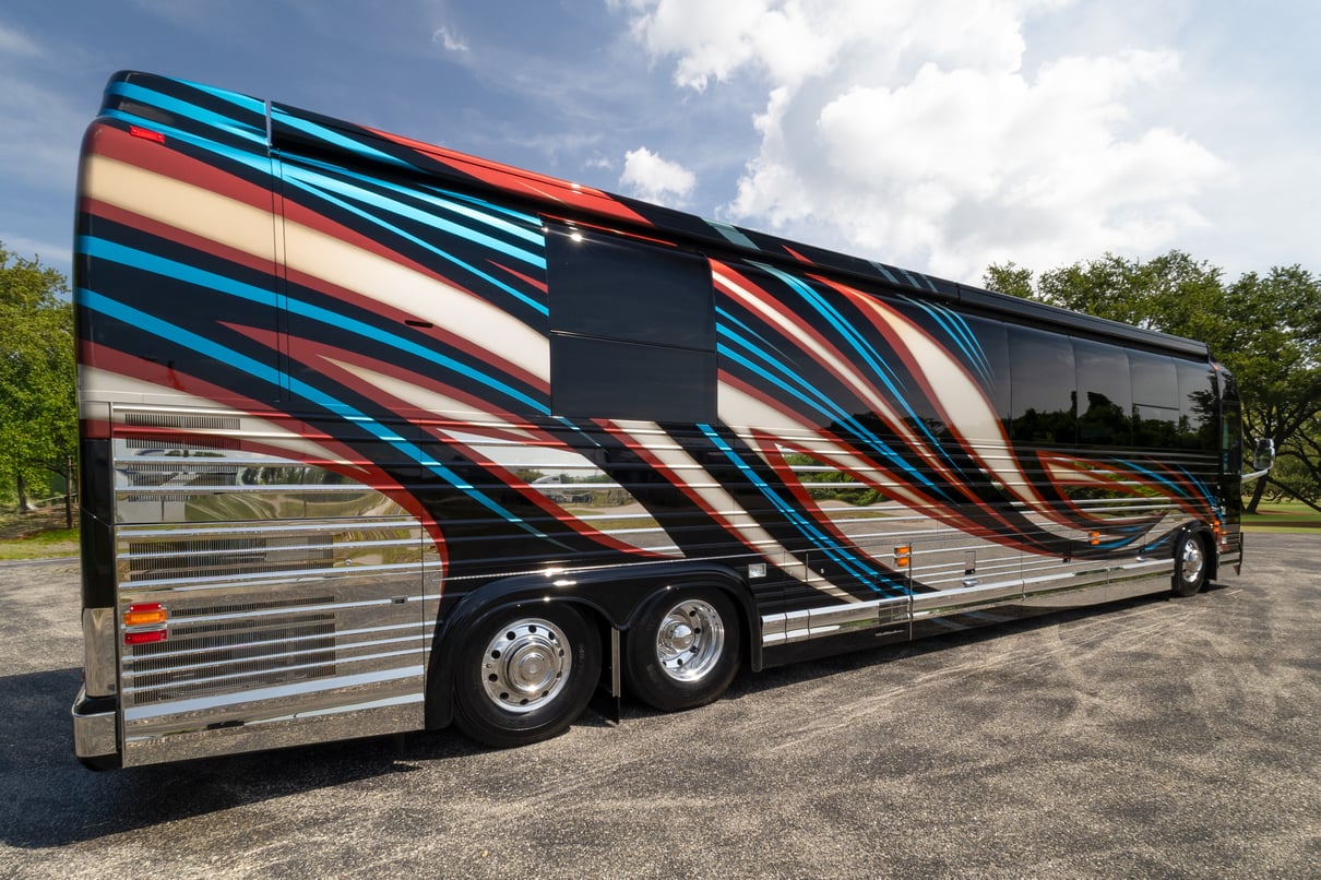 2019 Prevost Marathon X3 45 gallery image-4