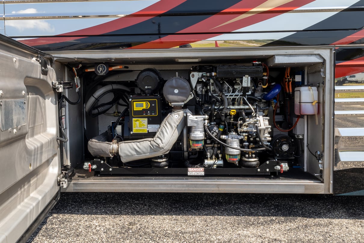 2019 Prevost Marathon X3 45 gallery image-39